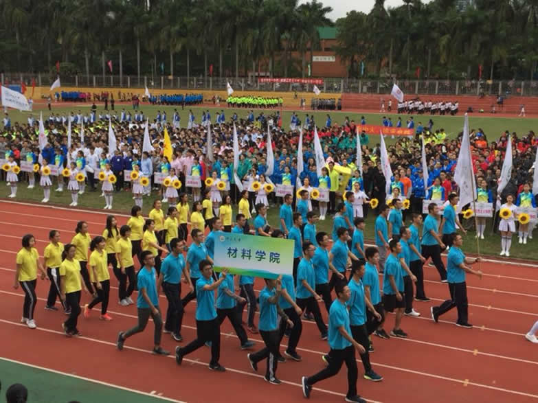 决胜赛场,斗志昂扬