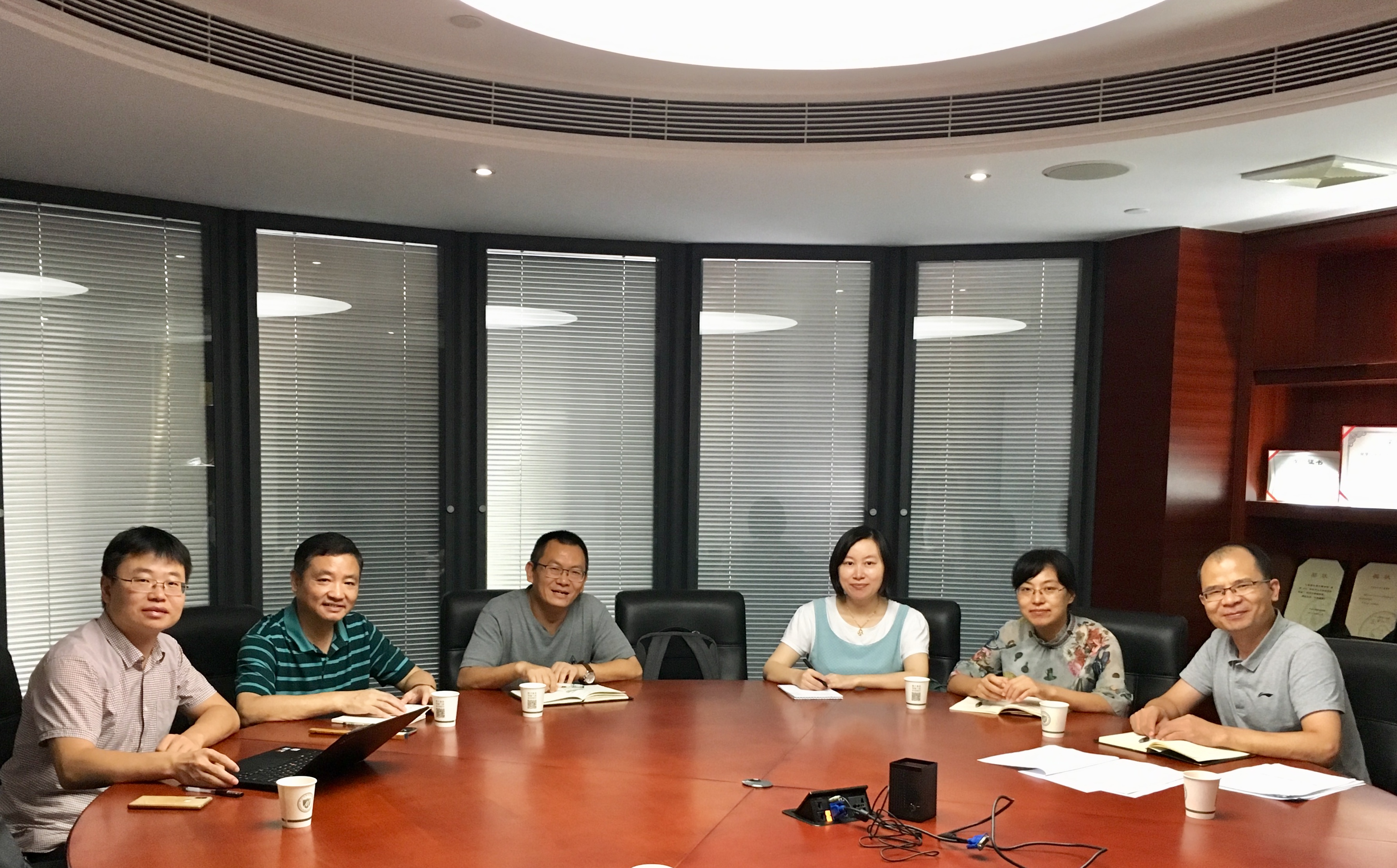 beat365在线唯一官网直属部门工会顺利召开第一次全体委员工作会议